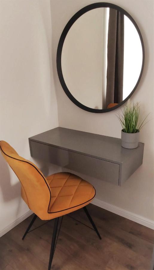 Helena Studio Apartman Шиофок Экстерьер фото