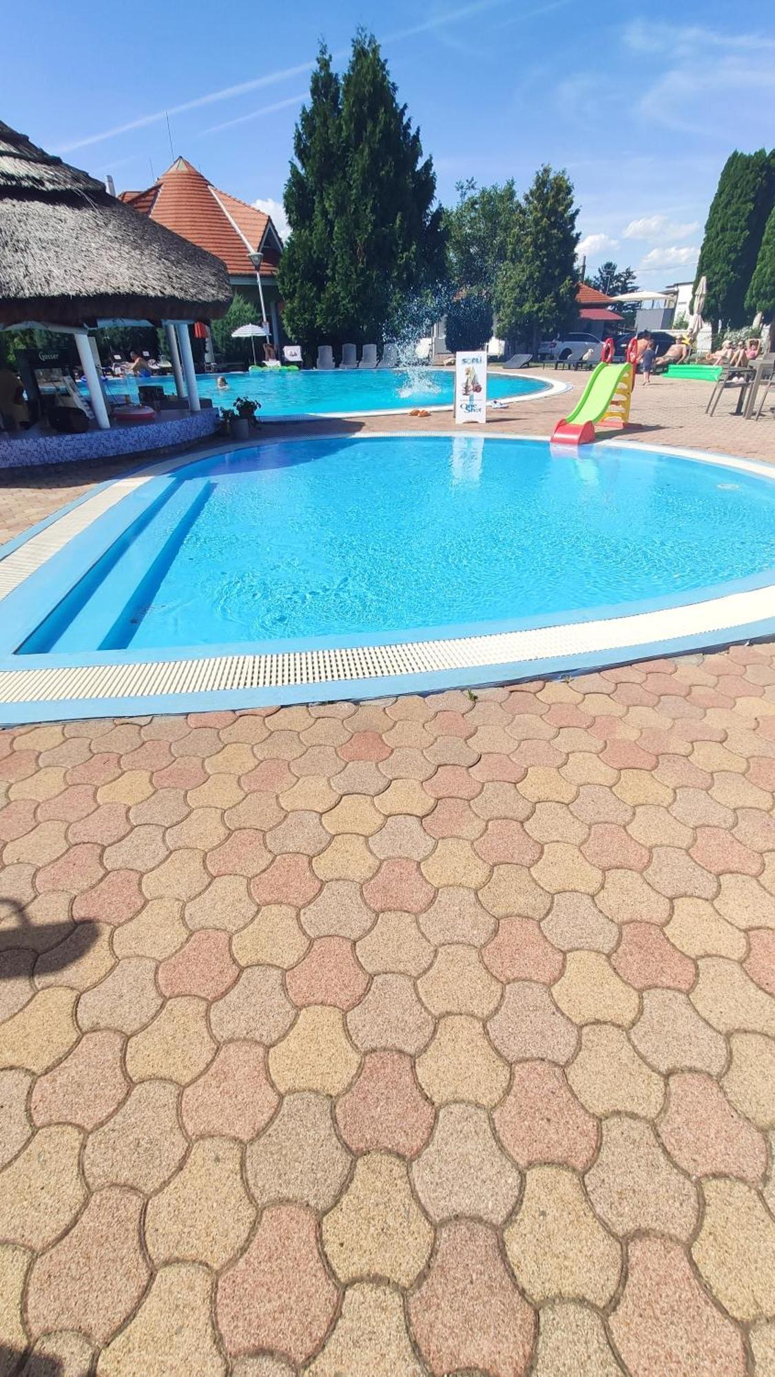Helena Studio Apartman Шиофок Экстерьер фото